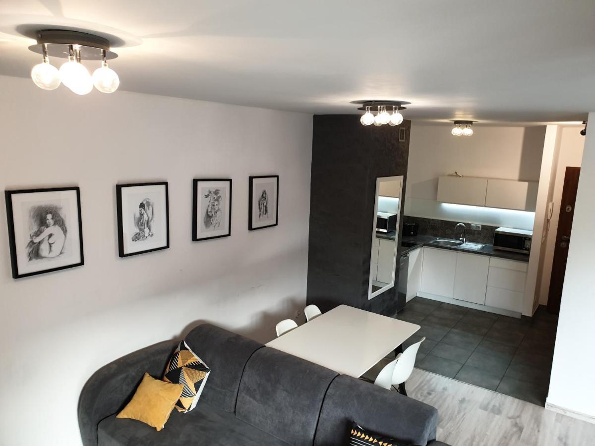 Tk Apartments Grabiszynska Breslavia Exterior foto